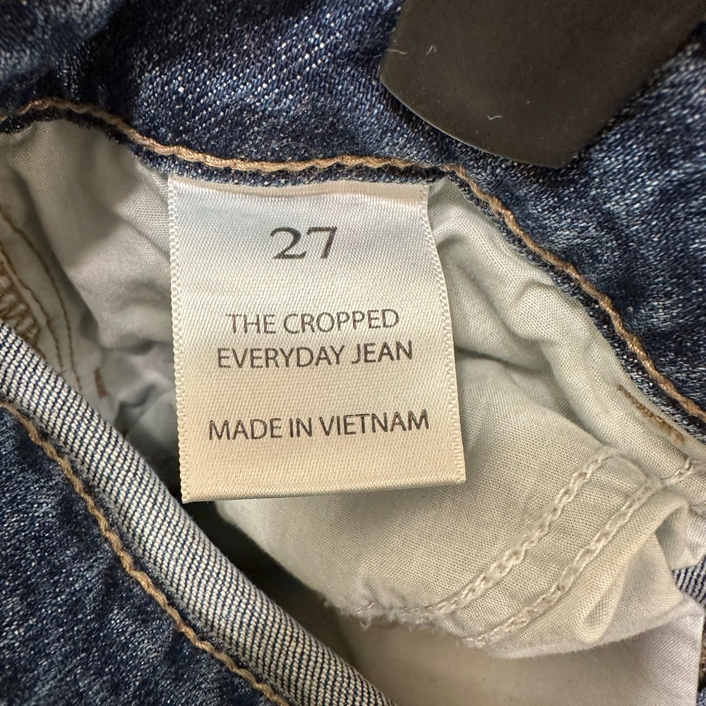 Willow & Root The Cropped Everyday Stretch Jean - Picture 5 of 9